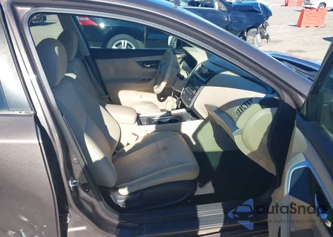 2016 Nissan Altima 2.5 S z USA, uszkodzony, nr VIN 1N4AL3AP5GN304808